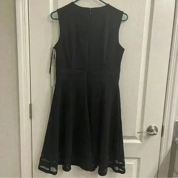 Calvin Klein Sleeveless Cocktail Dress - Picture 4 of 13